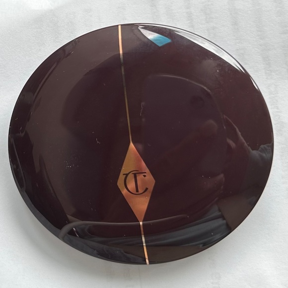 Charlotte Tilbury Cheek to Chic First Love - Picture 3 of 5